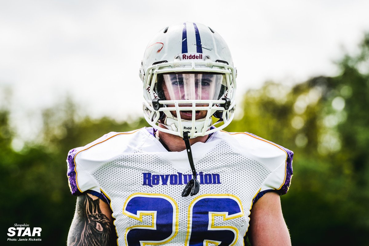 jhricketts1's tweet photo. Part 1/2 - Today I photographed #AmericanFootball for the first time! What a sport! @ShropshireRevo @ShropshireStar https://t.co/7XntAwLeeG