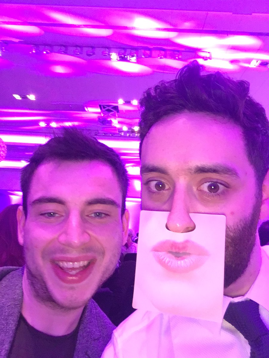 #lookawards16
