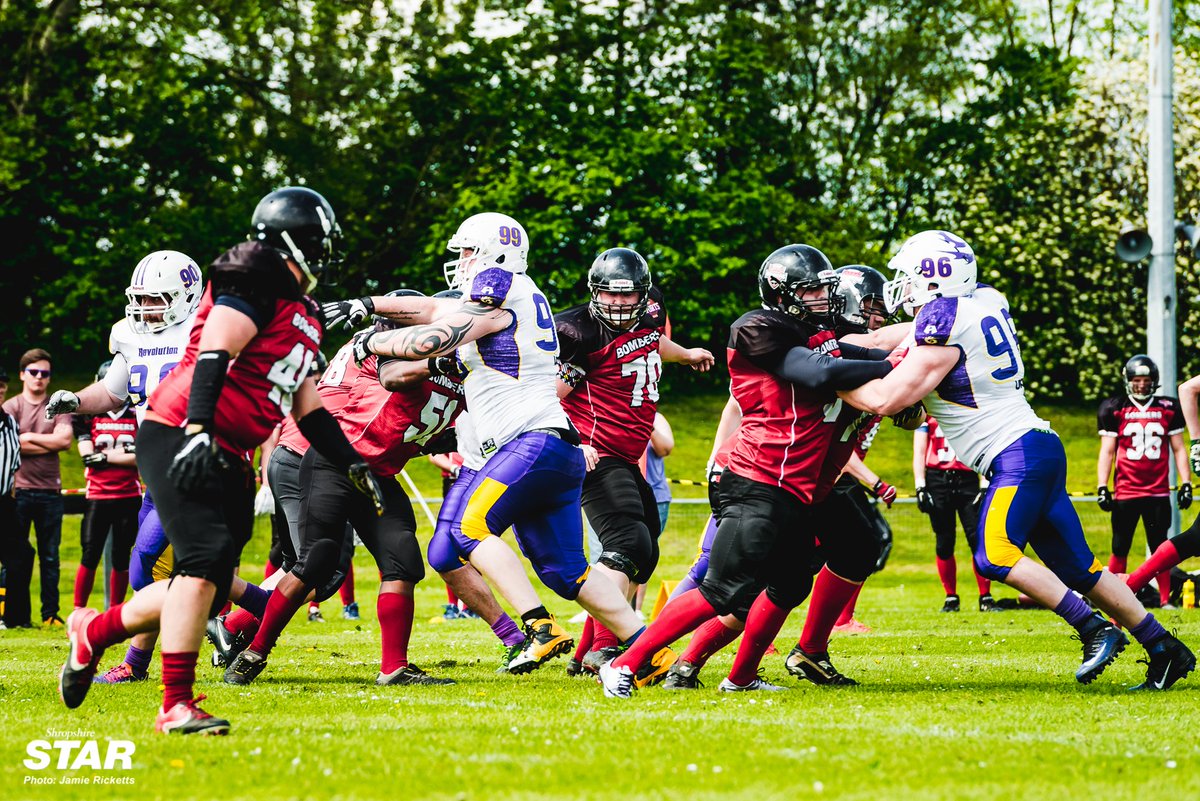 jhricketts1's tweet photo. Part 2/2 - Today I photographed #AmericanFootball for the first time! What a sport! @ShropshireRevo @ShropshireStar https://t.co/Sm3YlbyjgE