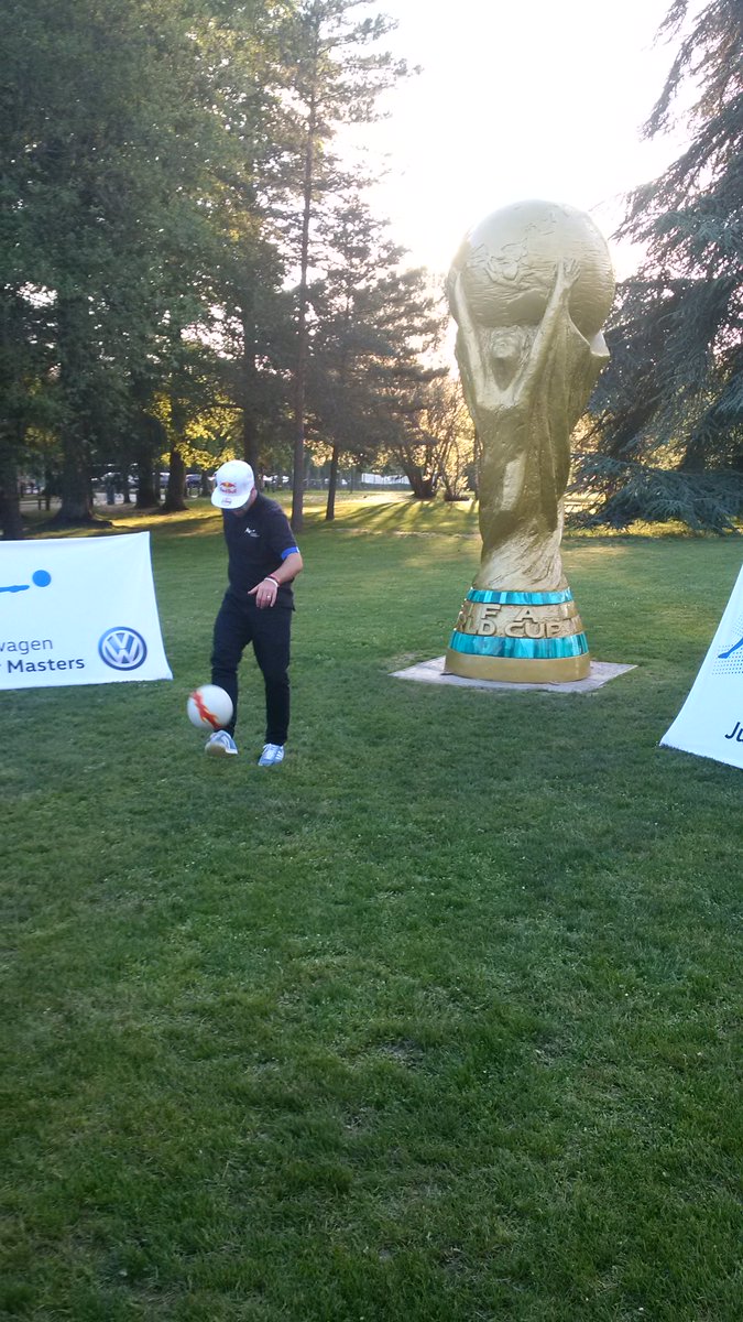 VolkswagenSA's tweet photo. At the #VWjuniorMasters in Paris we were treated to the best freestyle footballer in the world, Sean Garnier #VWLive https://t.co/2gCdzYL6s5
