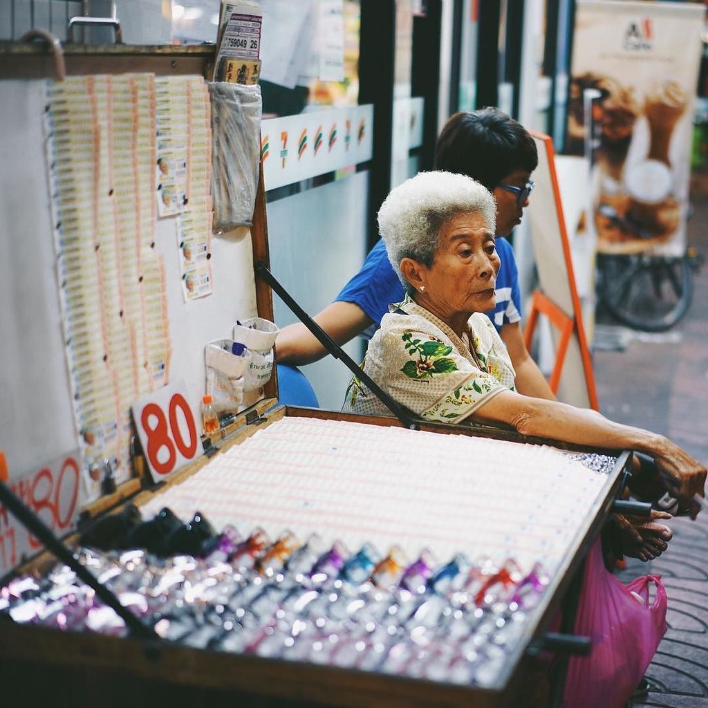 davidjamesfarr1's tweet photo. • China Town, Bangkok •

#peoplescreatives #vsco #vscogrid #vscoism #finditliveit #bestofv… https://t.co/Ll6E2fourb https://t.co/0g7KUxMElC