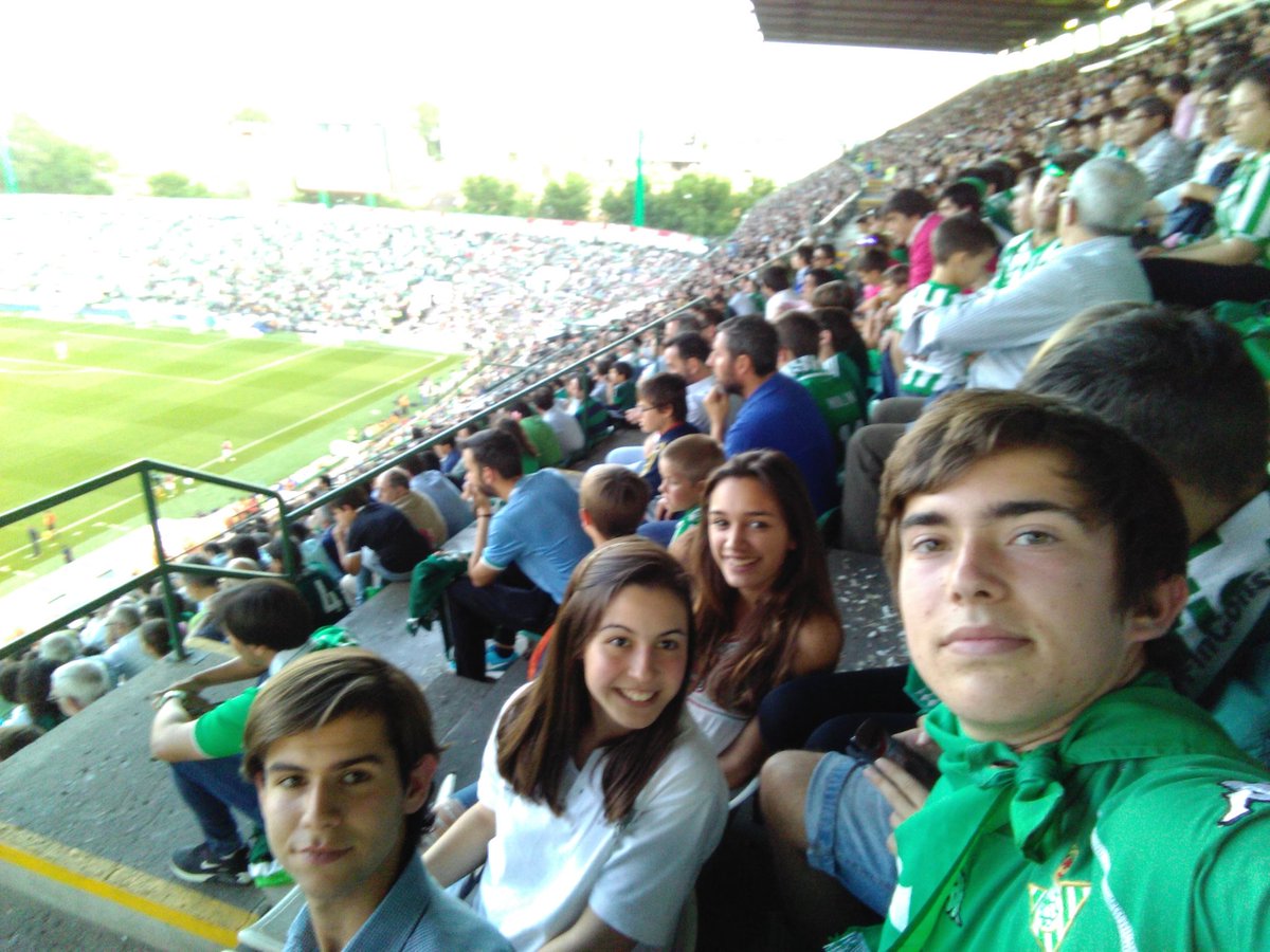 IsaChispita99's tweet photo. @realbetis #HastaProntoGolSur #GraciasMolina cada rincon de mi estadio cada vicera de mi corazon https://t.co/r1UVZmZzBw