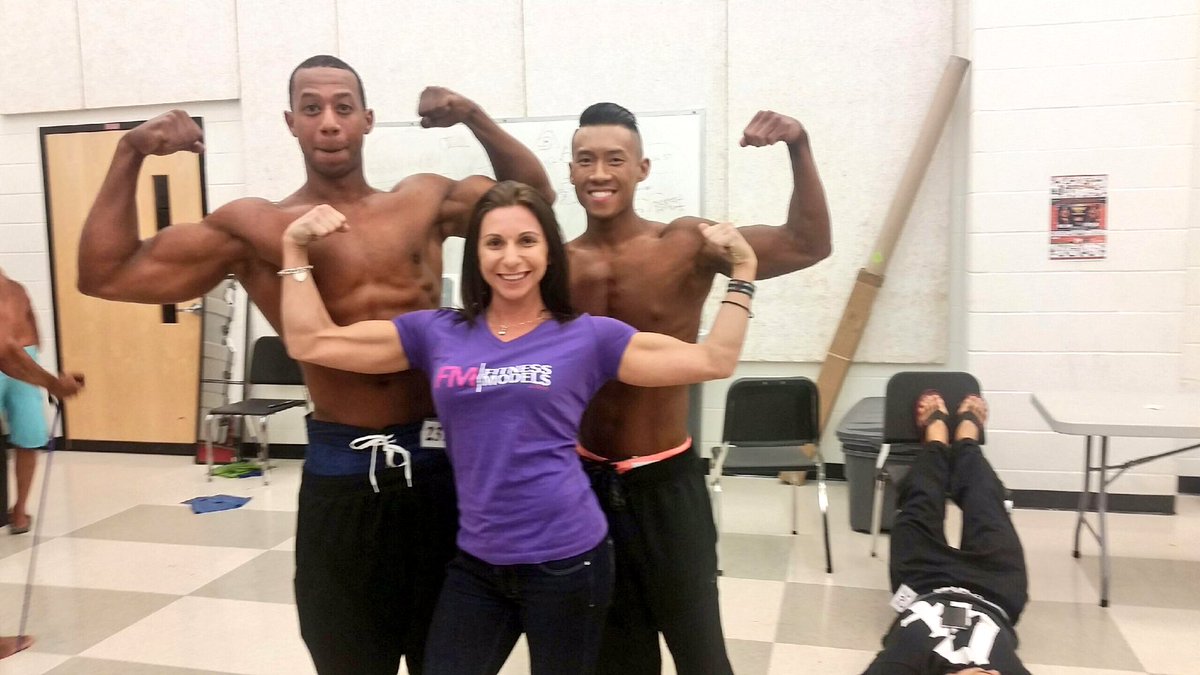 WFitnessbyJess's tweet photo. I met so many amazing people yesterday I think it's time I finally get on Instagram to keep in touch #npc #Columbus https://t.co/fS8a4fxEJU