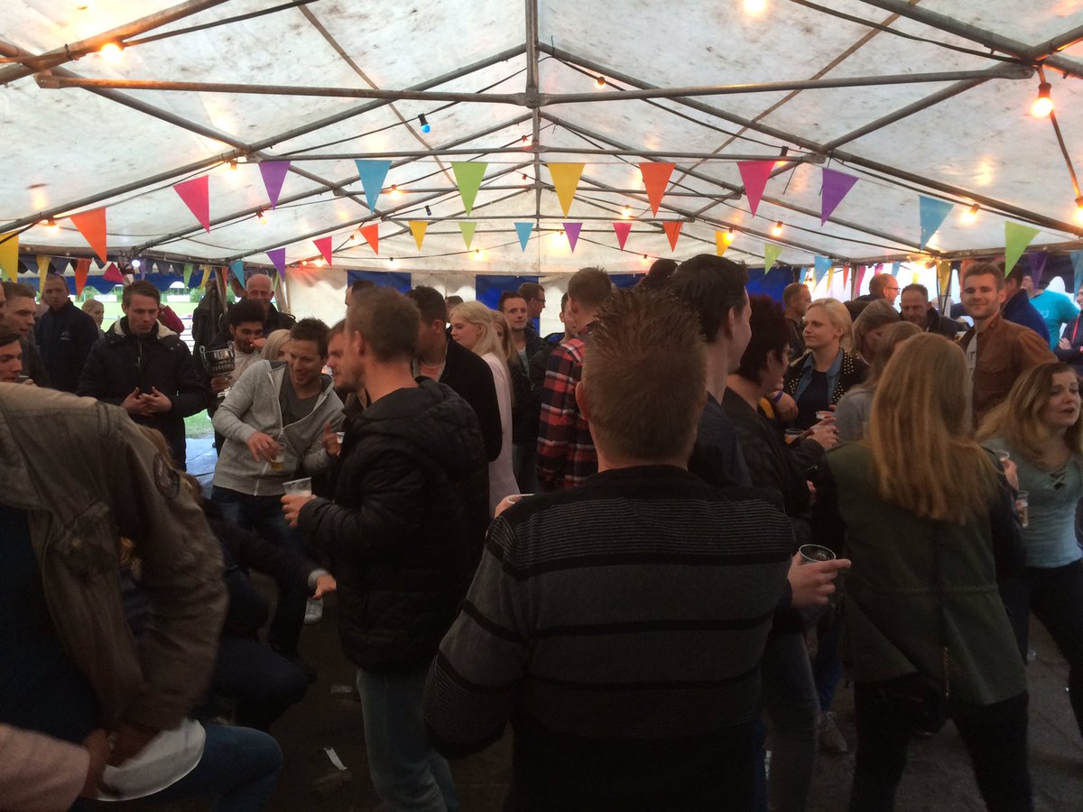 RamonBoekel's tweet photo. Te gek optreden gehad bij #FlevoHooligansTournooi in #Middenmeer https://t.co/KbnEfVXTB6