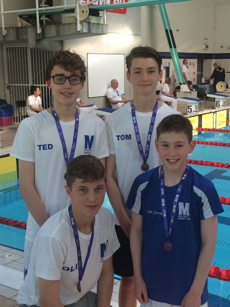 MaxwellSwimClub's tweet photo. The 11/14 4x50 Fr Boys with their Regional Bronze: https://t.co/NAaSxtRj1e