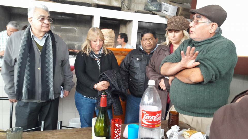 JJuaneda's tweet photo. Llegamos a Barrio Guiñazu, Seccional 7ma; con la convicción de trabajar todos juntos! Todos juntos!
#SomosMestre https://t.co/Wa6WhAAMSo