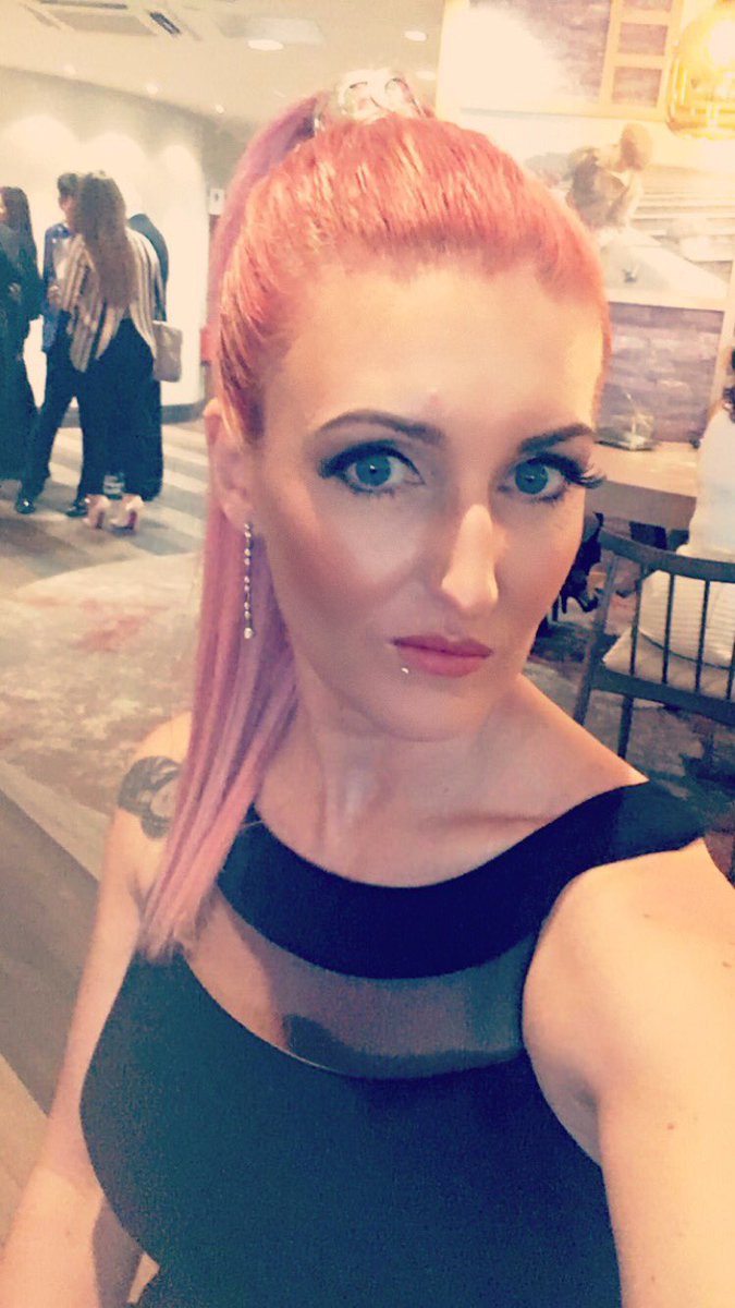 shelleylane_'s tweet photo. Fab night so far #hairandbeautyawards #Wales2016 @CreativeOceanic @milkshakehairuk https://t.co/ZoON0feKqm