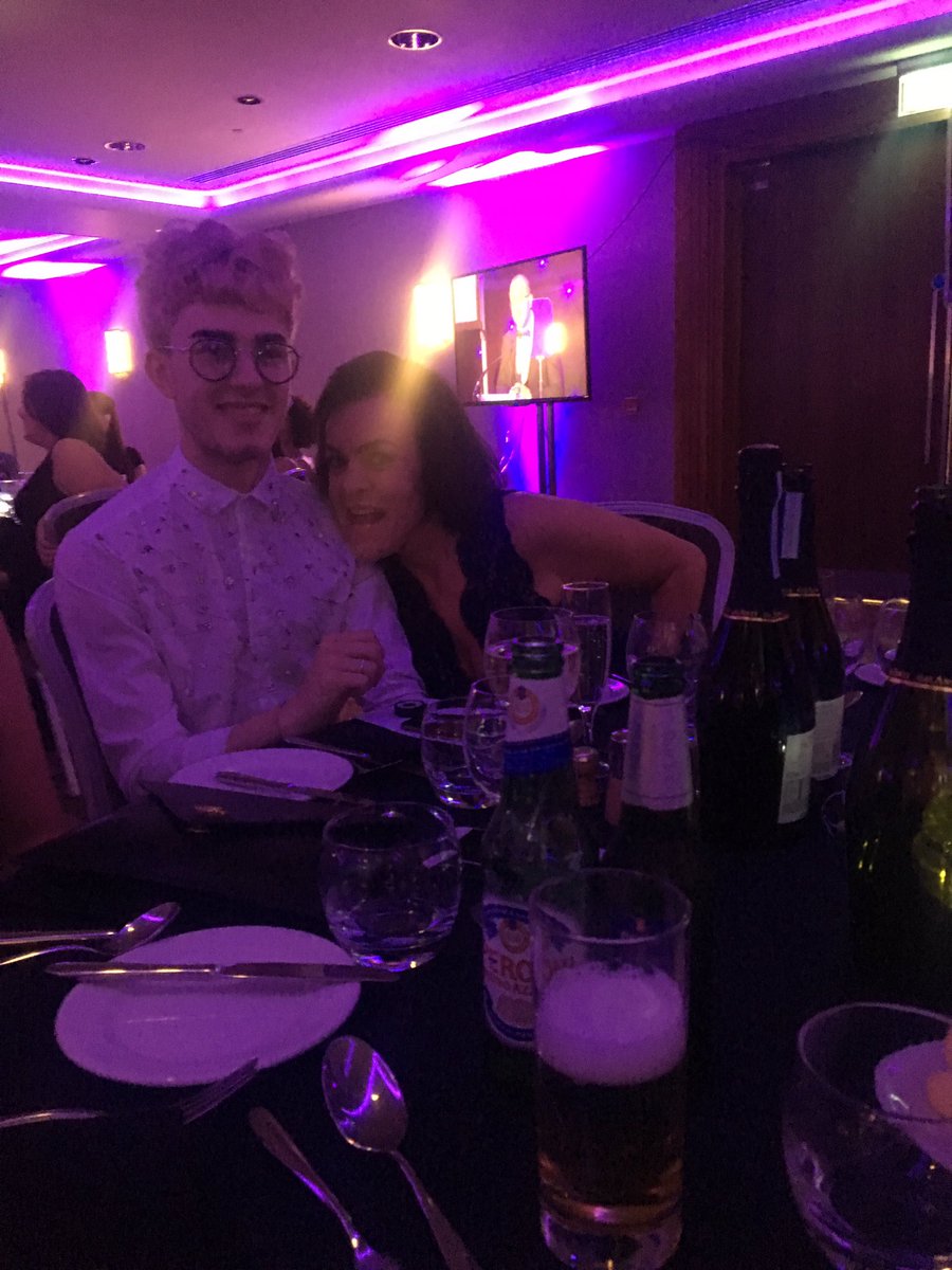 shelleylane_'s tweet photo. Fab night so far #hairandbeautyawards #Wales2016 @CreativeOceanic @milkshakehairuk https://t.co/ZoON0feKqm