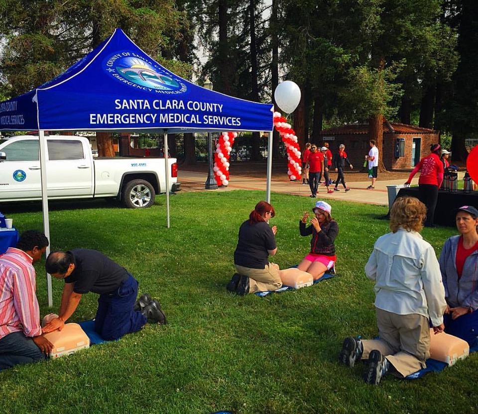 XSCEMS's tweet photo. Stroke Awareness HANDS ONLY CPR - Come Join us until 1 at the Rose Garden, San Jose.  Thank you MVDR for helping! https://t.co/9WzZ3IPsxl