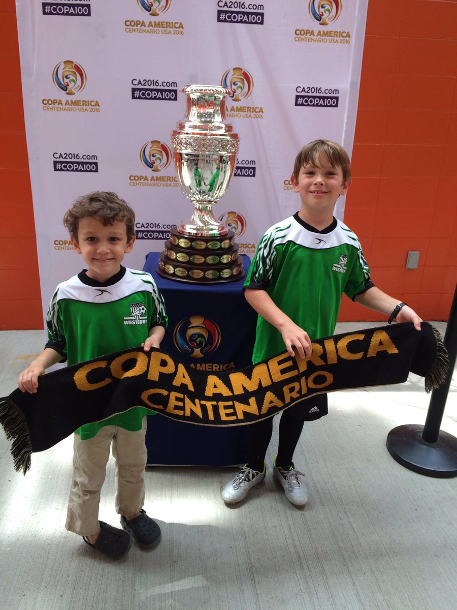 CopaAmerica's tweet photo. From the @HoustonDynamo Fan Fest #CopaTrophyTour https://t.co/c6PwbolWZd