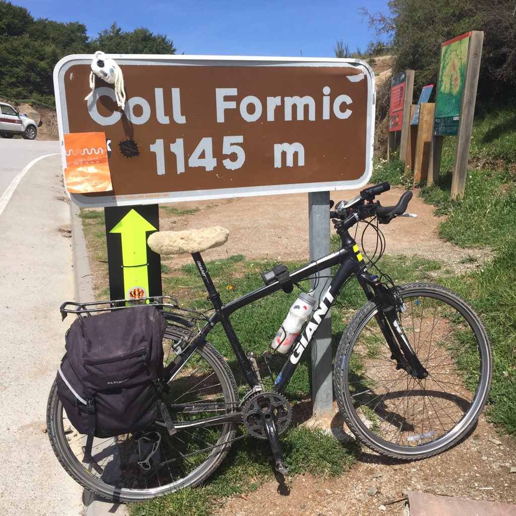 paulcheesemusic's tweet photo. Cycled to the top of a mountain for a bit of #Unfest prep. Wooo 28th may. 10 gigs in a day:) #jftrtoo #albumlaunch https://t.co/Mrc8rkEFli