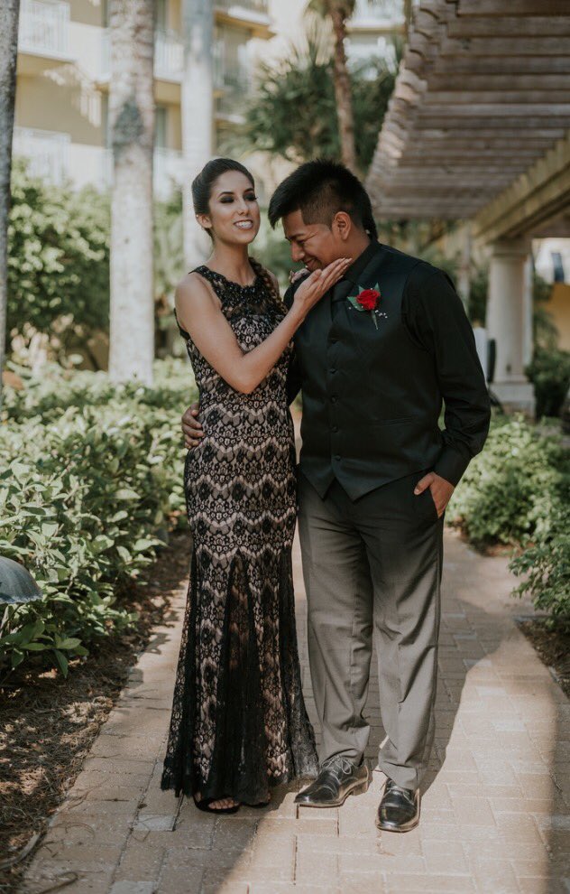 Rip_Luis's tweet photo. #Prom2k16 https://t.co/DwvMF2AJ7Q