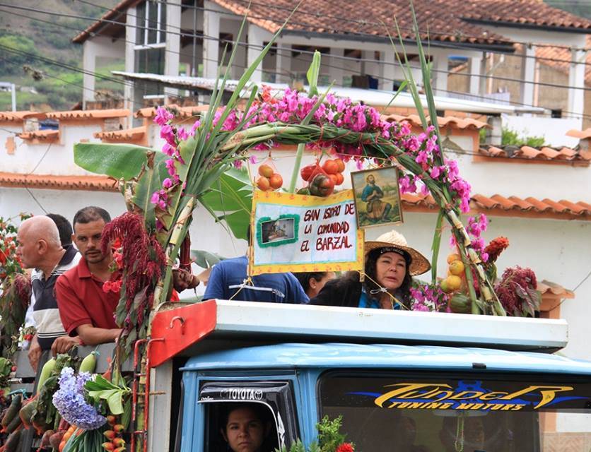ctturismo's tweet photo. #AHORA Pueblo de Boconó participa en la procesión de San Isidro Labrador #TradiciónTrujillana https://t.co/luEjZqxOi7