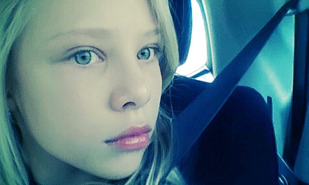 KittyMittens122's tweet photo. Selfies https://t.co/ekWDqeczx4