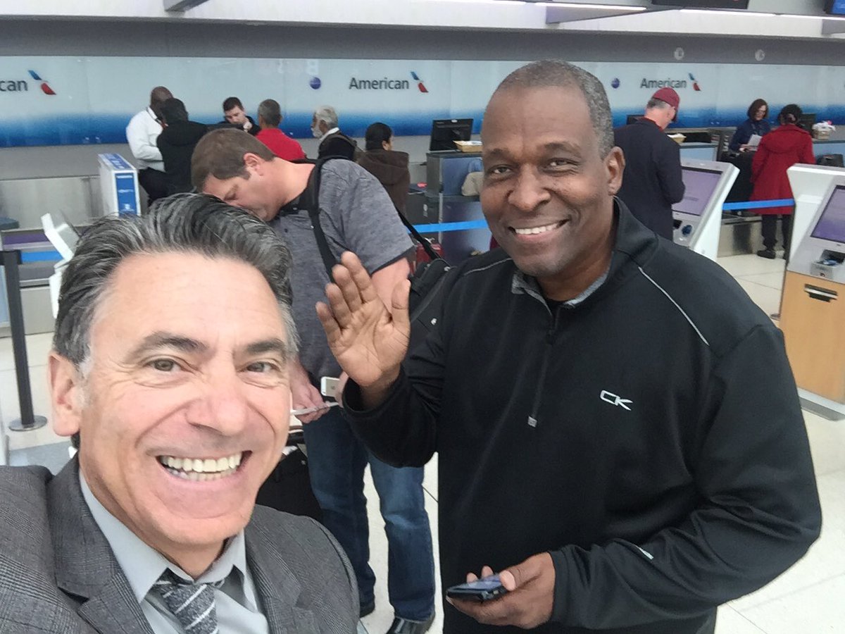 joecip's tweet photo. Checking in at @AmericanAir #Columbus to #LosAngeles @MidwestVOC #vo @rodtalks asked if there was a #VO first class https://t.co/XXqYhdX8Q5