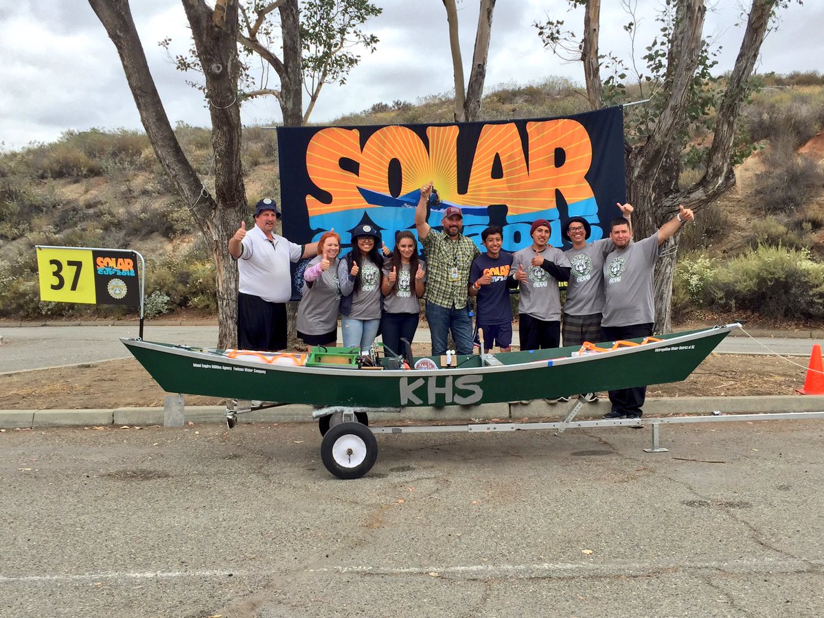 suesims's tweet photo. #KaiserHS and Director Camacho from @IEUA celebrating a great weekend @mwdh2o #SolarCup2016 #FontanaWD https://t.co/4kwghBCXlh