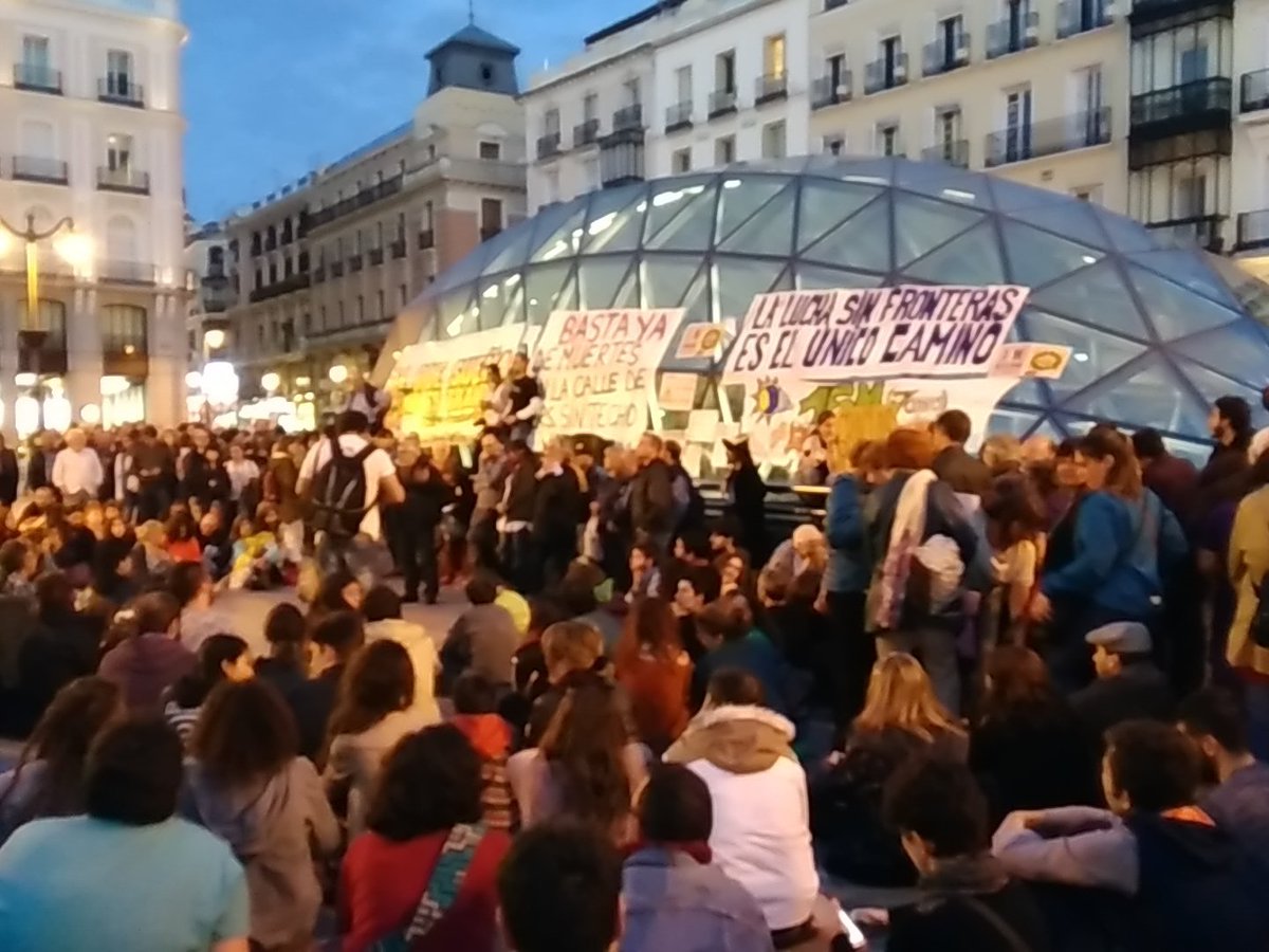 alitwittt's tweet photo. Sigue la Asamblea en #15May https://t.co/5moAXDT1Ri