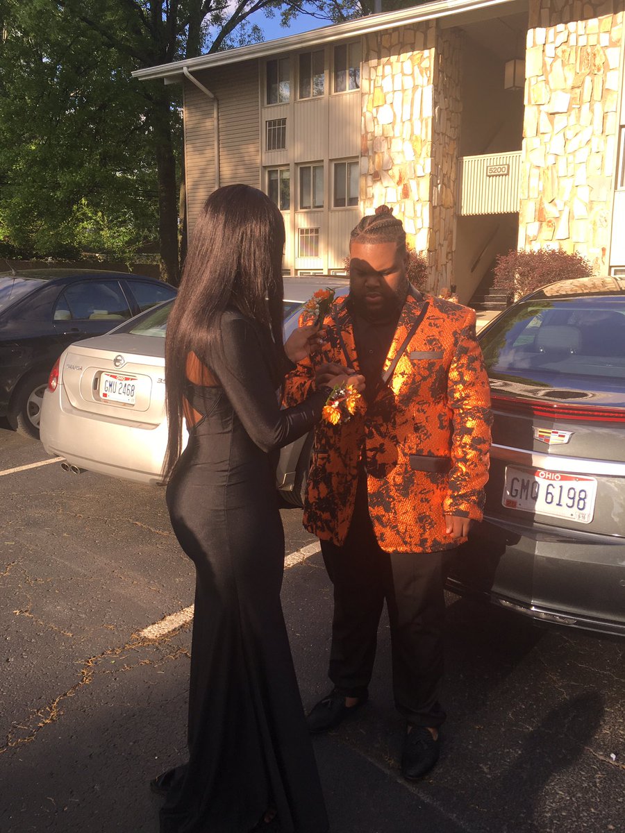 _TONE2xx's tweet photo. More favs from #Fridaythe13th #murdascene #prom2k16 https://t.co/BQxKVm052a