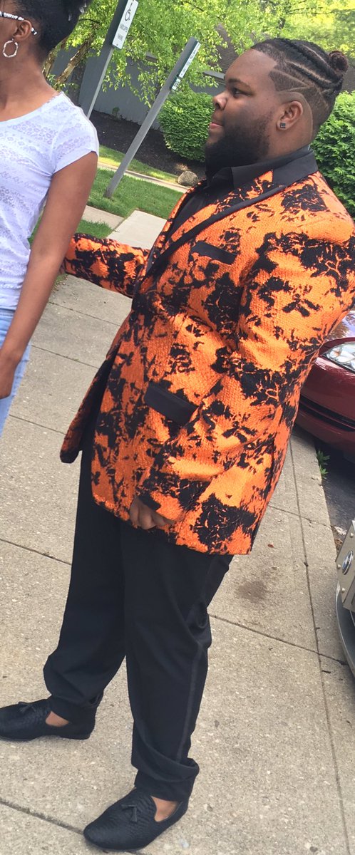 _TONE2xx's tweet photo. More favs from #Fridaythe13th #murdascene #prom2k16 https://t.co/BQxKVm052a