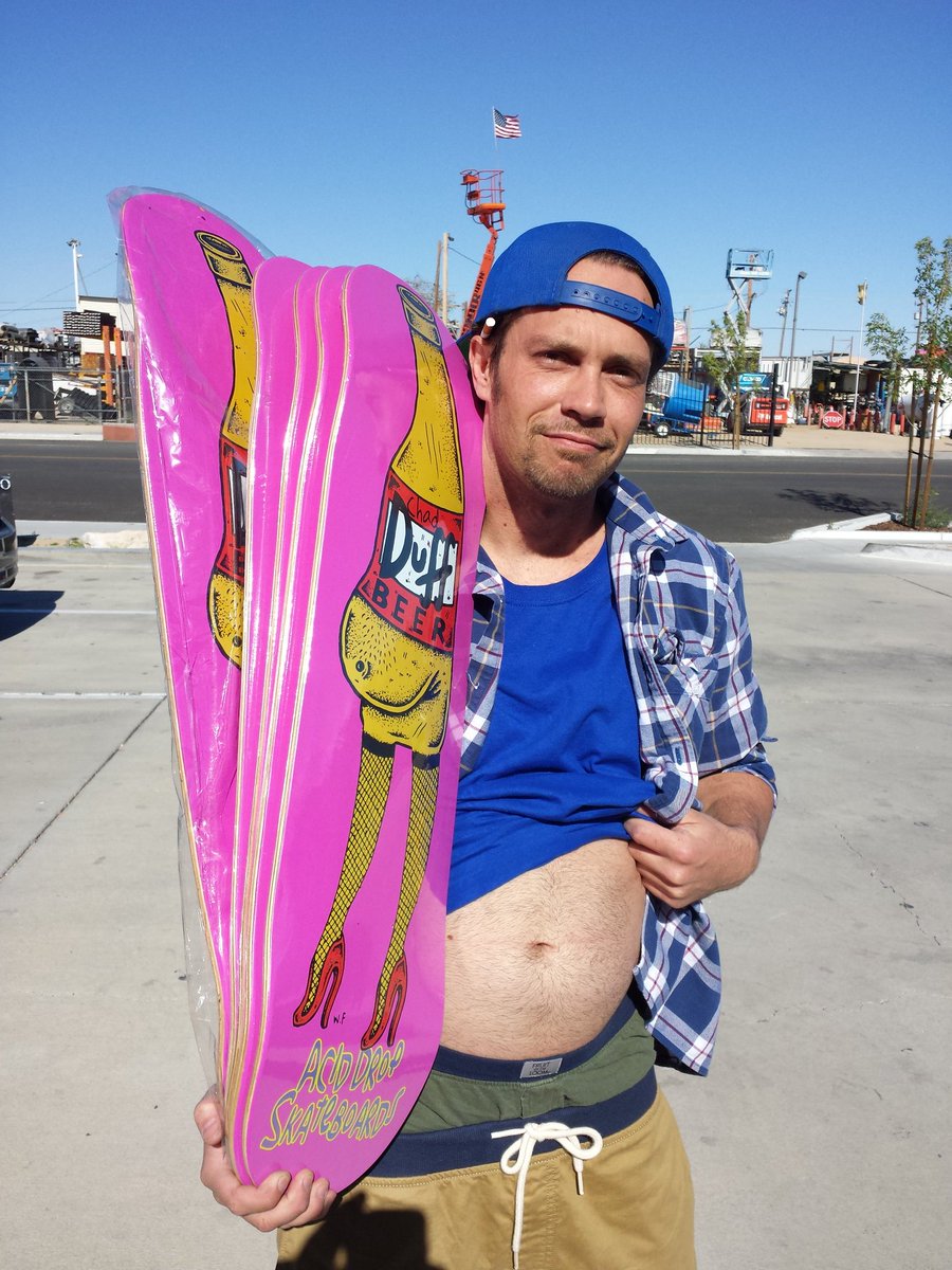 SlappyGrindMag's tweet photo. When you get your first signature board.
Art by Weasel Face Art/Grindthis
@aciddropspot https://t.co/ZR43uw7m4e