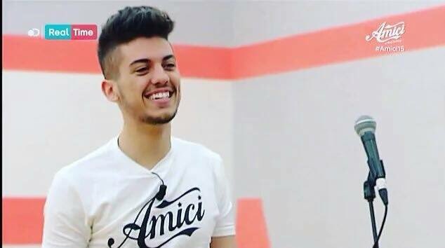 xCaaarlaa's tweet photo. "Combatteremo insieme NOI!" 💚 #LeleInFinale #Amici15 https://t.co/WSfbLBImcp