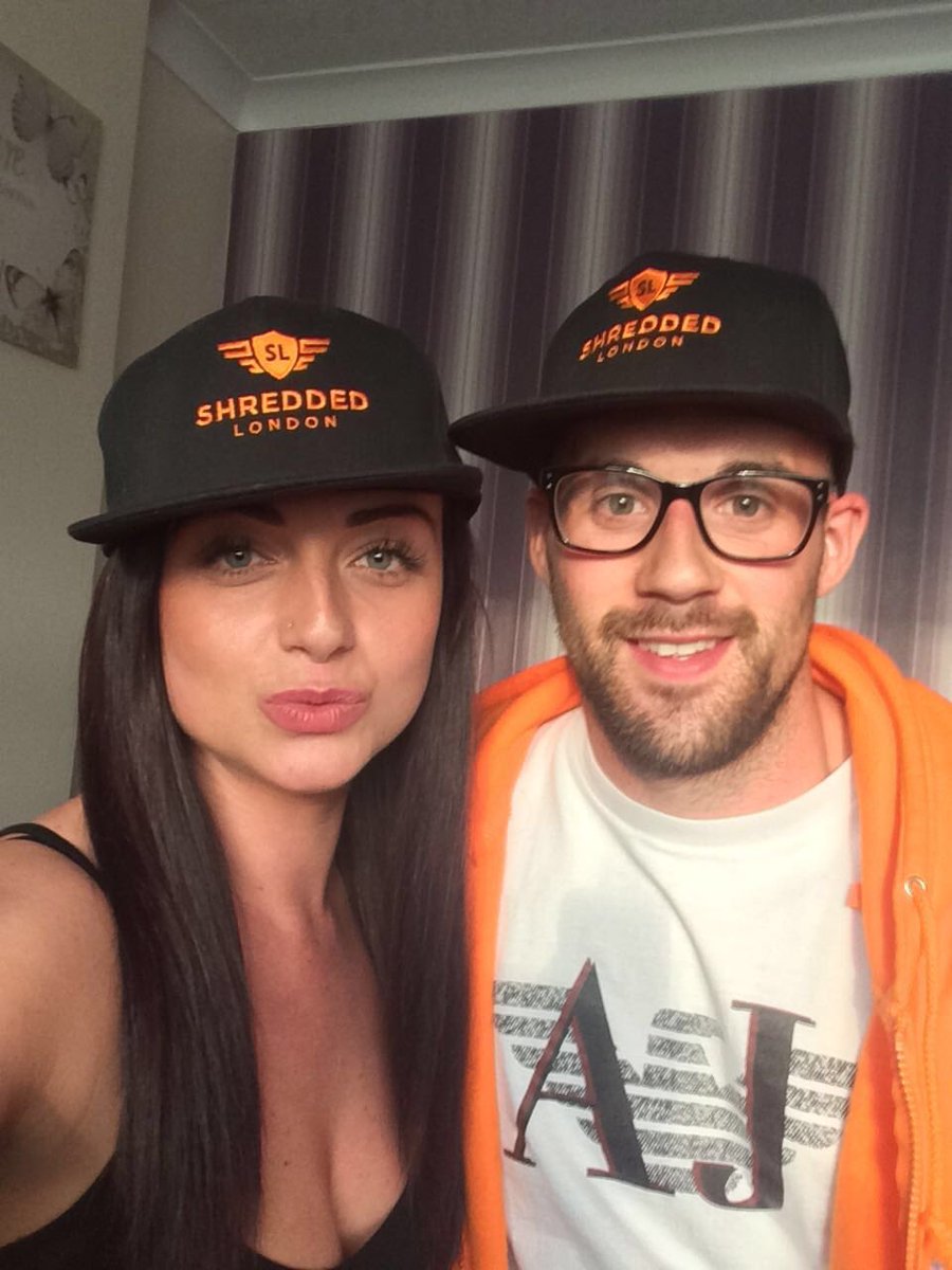 ShreddedLondon's tweet photo. Mr and Mrs shredded London https://t.co/mduZA35rNe