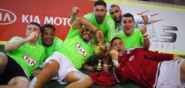 Lo_Lipari's tweet photo. 15.05 #ParisFootballWeek On a assisté Top #KiaCup Masters ⚽️🏆🇫🇷Bravo Team Marseille @BonnotCedric &amp; Merci Pierrot 👍 https://t.co/KeQqZYMcMR