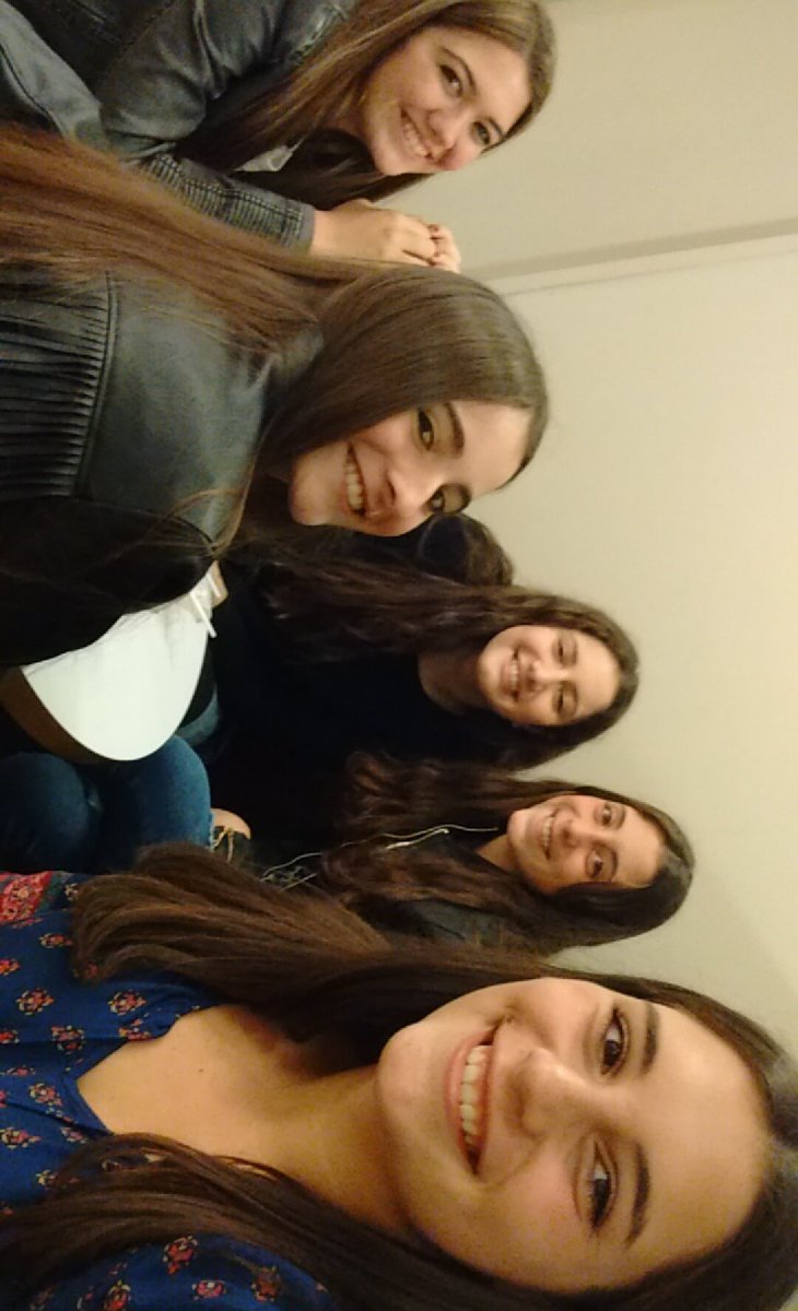 Cande_Vivalda's tweet photo. ❤❤❤ https://t.co/ez8CSMNCDc