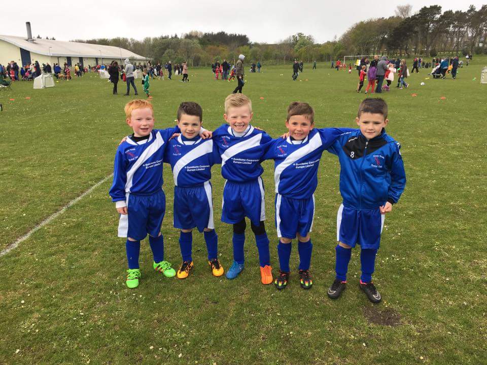 kennyrb87's tweet photo. @CoveYouthFC 09s @FLinkup 4v4 another great w/end #makefootballfun #footballfamily #weeklyfootball @sfa_north https://t.co/B7vaVp90Rk
