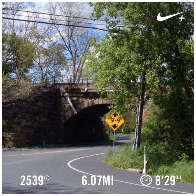 shalwalk's tweet photo. Interval run: 1mi sprint, 2mi jog, repeat. +Sunshine! I just ran 6.07 mi with Nike+. #nikeplus https://t.co/Z1AwZRj804