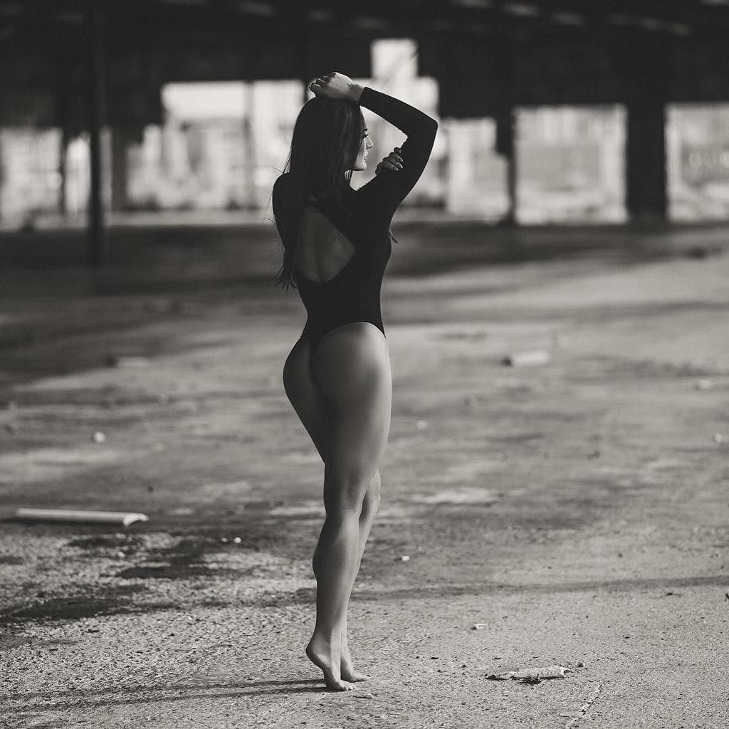 whitneyjohns's tweet photo. #SundayBumday 🍑
@ohrangutang 
@cristina_pilo 
@abronztail https://t.co/Xu4IR97Gla https://t.co/Uj074Oc9mT