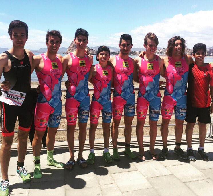 vrmtri86's tweet photo. Top 40 Absoluto Elite #CtoEspTriSprint #CtoEspAcuatlón @TriTrain4You lucha a nivel nacional con los mejores #Team https://t.co/3G8rPP13th