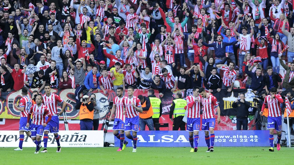 Futbol_Espanol's tweet photo. Sporting 2-0 Villarreal: ¡Gijón es de Primera! https://t.co/B68DCU34A6