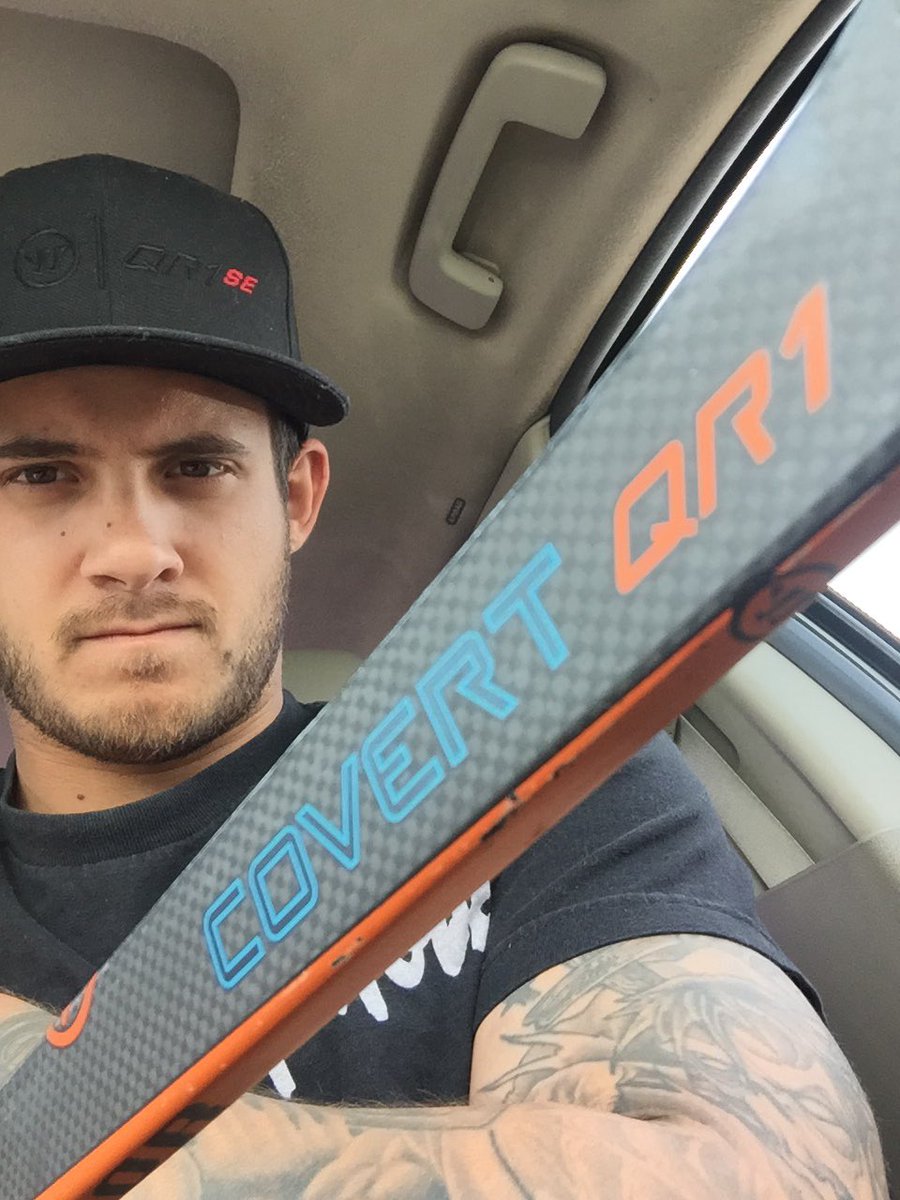 eastcoasthammer's tweet photo. Sunday selfie #NHL17Pavelski #warriorvip #covertqr1 @WarriorHockey https://t.co/oBkB12v7hY