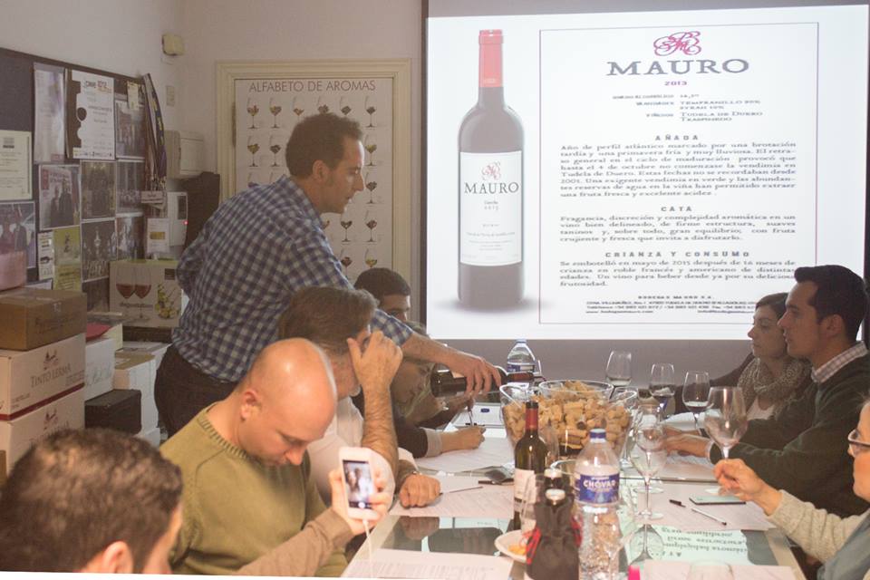 ENOCATA's tweet photo. El viernes en https://t.co/PEFMhwuBdX catamos #BodegasMAURO #bodegasMauroDos, #Prima2013, #Mauro2013 y #SanRoman2012 https://t.co/5NVTBSn1z3