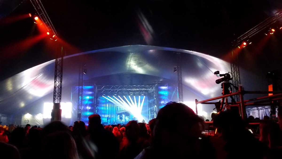 CorinneBeumer's tweet photo. Vanavond @RibsenBlues .. zometeen de Dijk! #RenB16 https://t.co/svfQnzkSEK