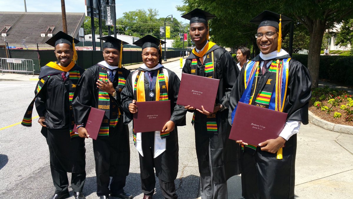_RaymondBernard's tweet photo. #MorehouseGrad16
#HouseofFunk
@Morehouse
@MorehouseBand https://t.co/us0CCLYyTV