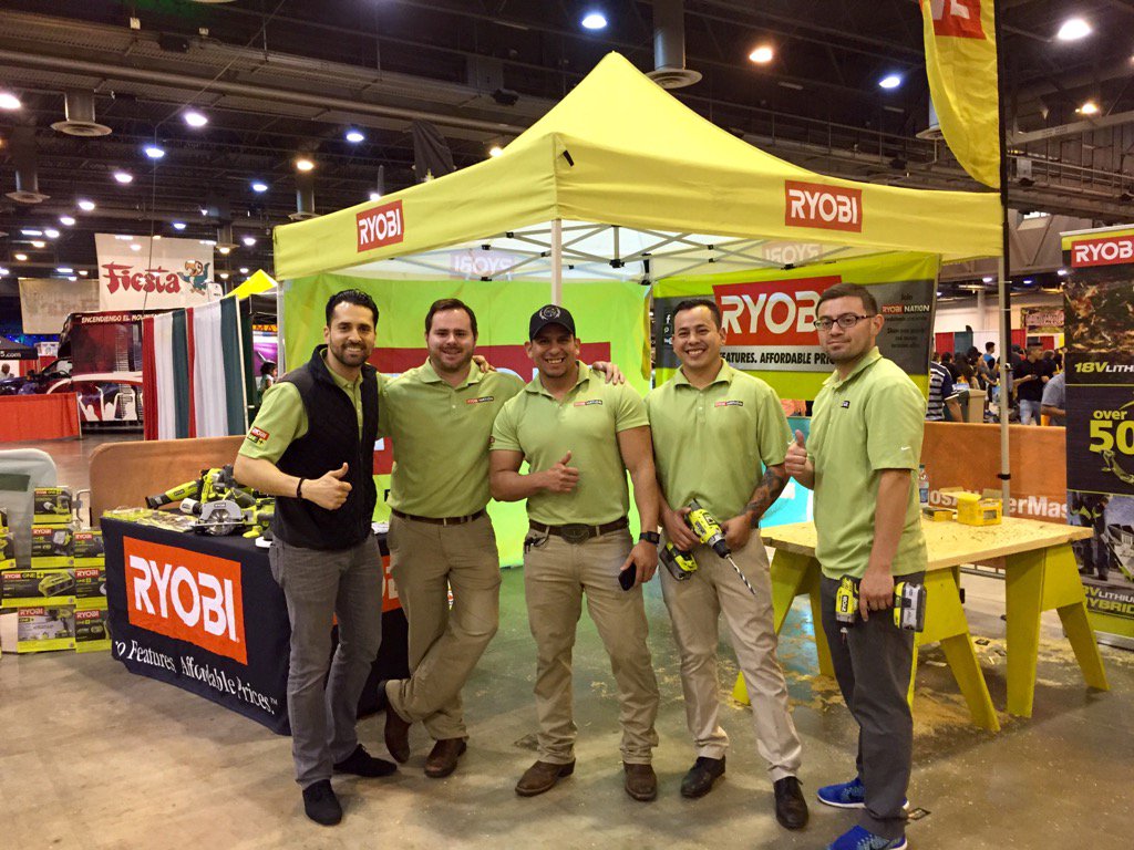adritoolnation's tweet photo. The RYOBI event crew!! At the @HomeDepot Hispanic Festival  #Houston #FestivalDeMayo #RyobiNATION @RYOBIpowertools https://t.co/7wIPFGdT0n