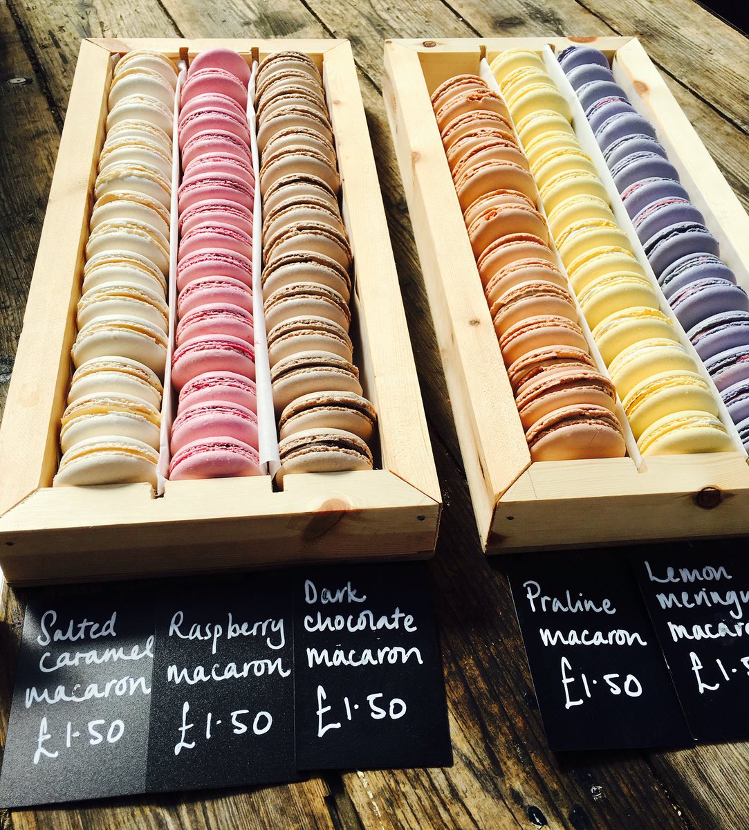 _Keungz_NFT's tweet photo. ...amazing macarons from @the_bake_lab at @altrinchammkt today #macarons https://t.co/gemohcL8Sj
