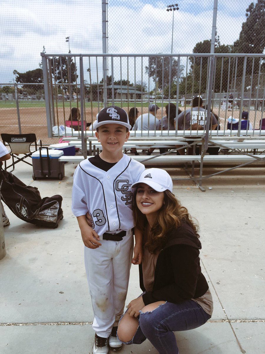 cortneybrown_'s tweet photo. 2 game mercy & onto the championship game ππΌπ #mystud #CSD #SandDogs https://t.co/Gb7JP53wKi
