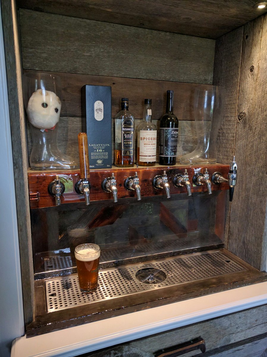 grubextrapolate's tweet photo. This bastard is officially operational. @CollectiveBrew Rhyme&amp;Reason on first. Gotta get some @biergotter flowin'. https://t.co/ZAmDz5miPi