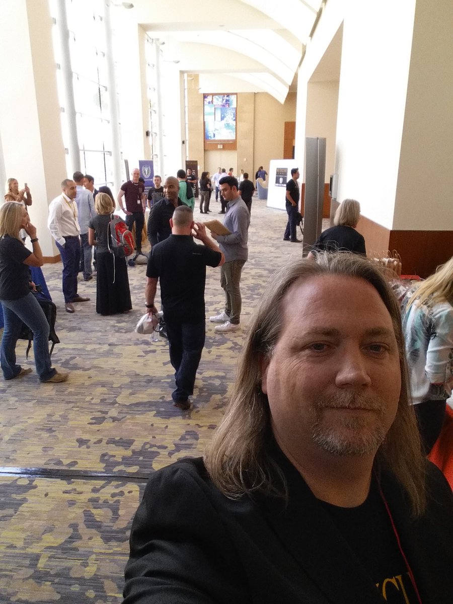 OM4Geeks's tweet photo. Enjoying lunch after a nugget-filled morning. Sooo much content!! Loving #NES7 you guys... https://t.co/zhdqyzqVdi