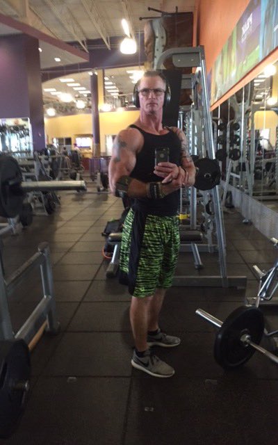 chad_forrester's tweet photo. Shoulders today. Those delts really pull the arms together. #c620 #teamc620 #delts #bodybuilding https://t.co/4Lo4ACZ3dS