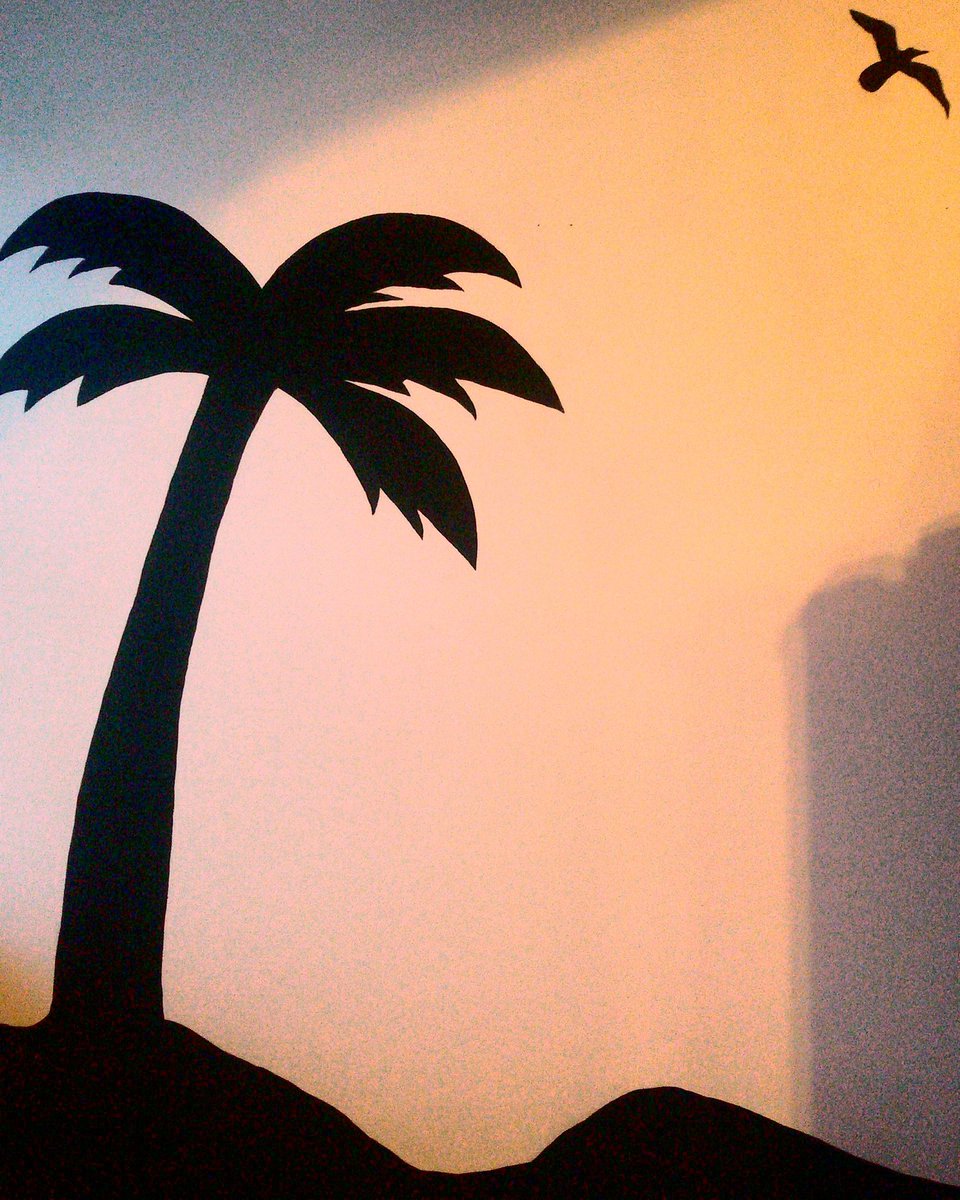 olddirtyanna's tweet photo. @jesserutherford @thenbhd pls have a look at my room 🌴🌅 #nuwaves https://t.co/dsqhh8ok0u