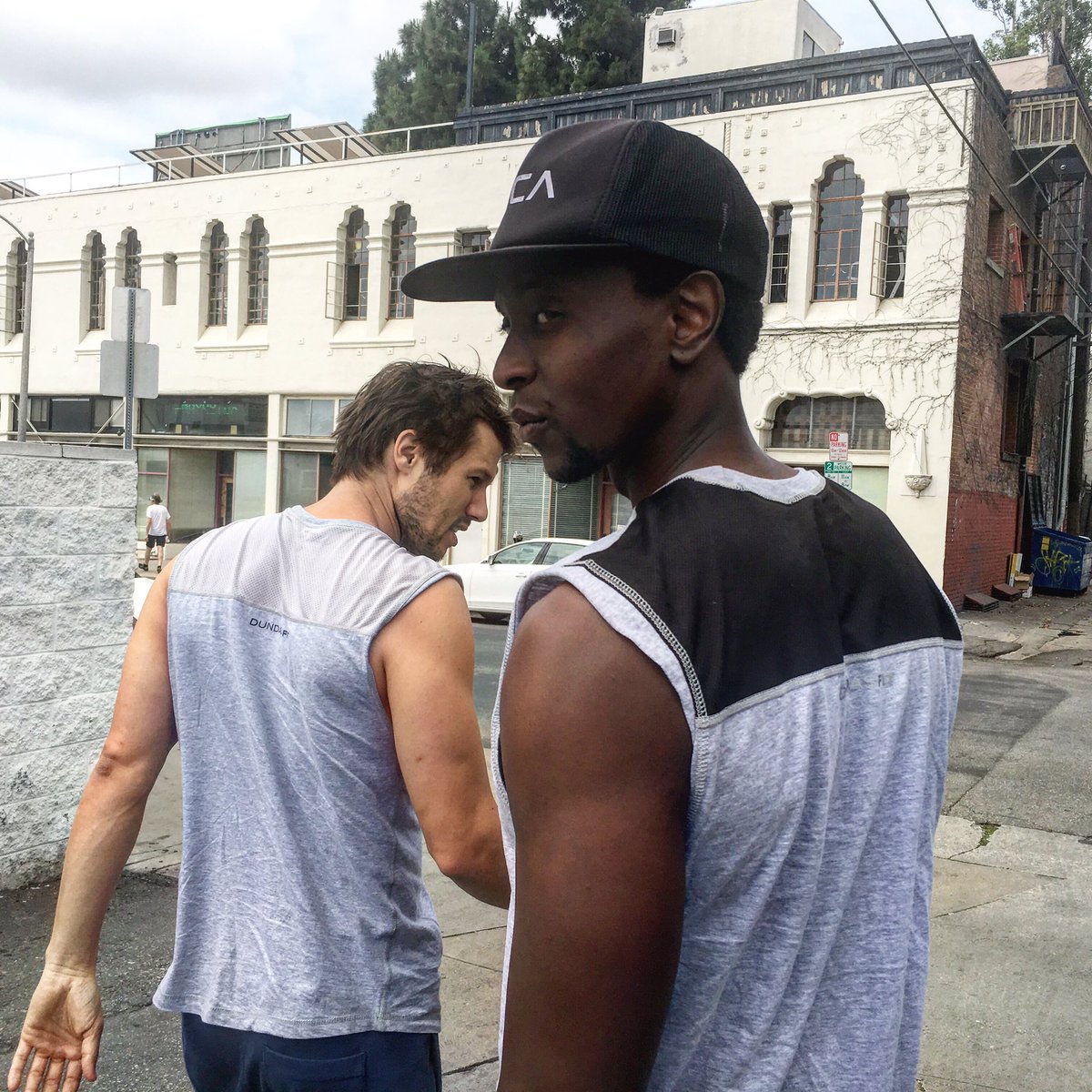 When your roommate rocks your gear like a champ! @iamedigathegi #DundasFit <a href="/DundasFit/">DundasFit</a>