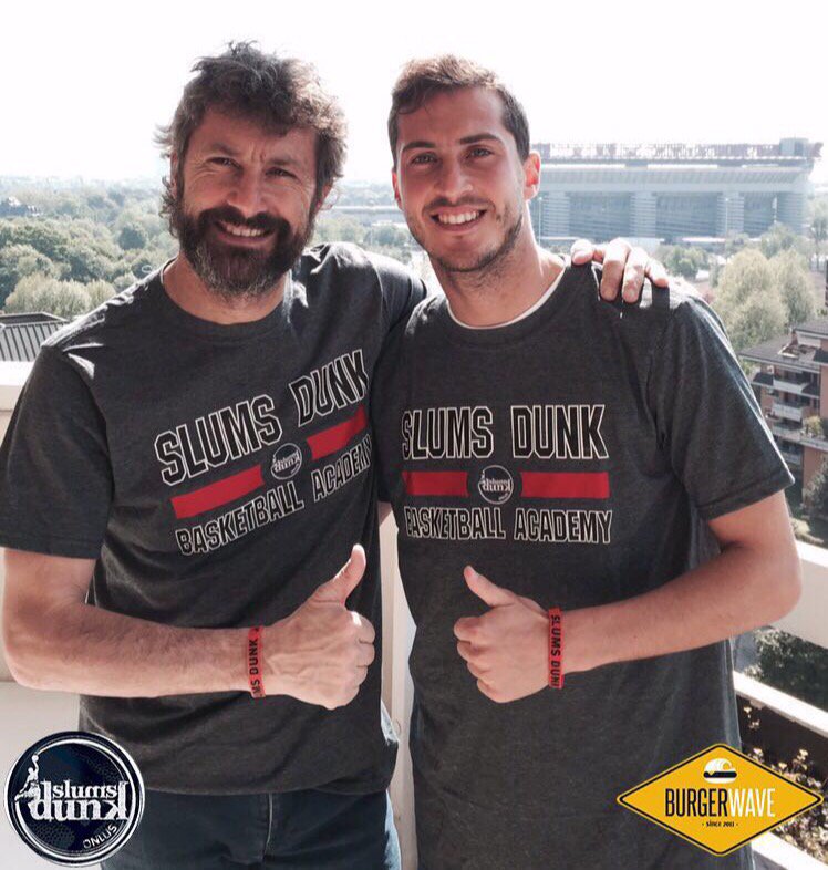 Burger_Wave's tweet photo. #CamerieriXunGiorno 18 Maggio - Burger Wave Colonne - Corso di Porta Ticinese, 59 - Milano @SlumsDunk #burgerwave https://t.co/IkPKXf3ySz