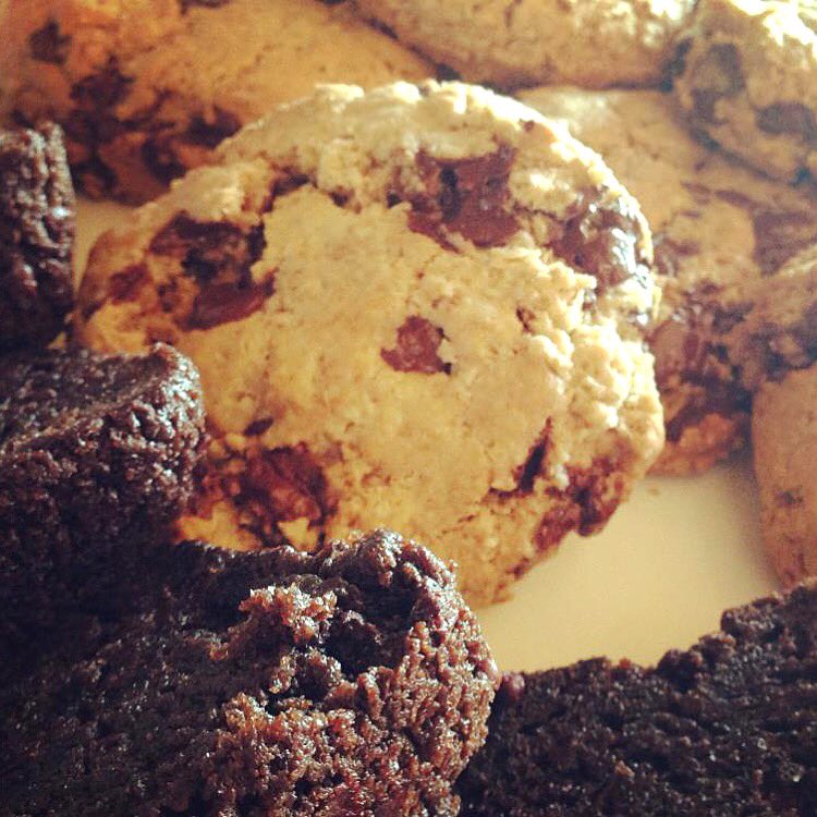 Happy #NationalChocolateChipDay! 🍪🍪🍪