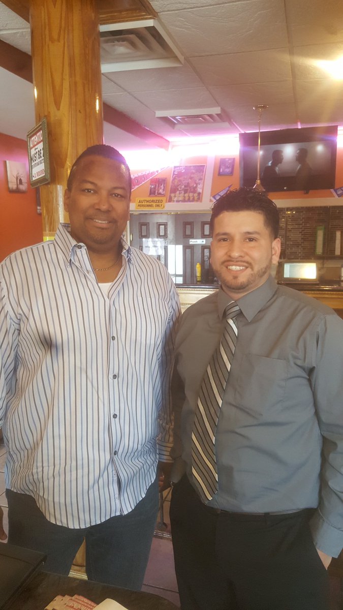 RudyGOrtega's tweet photo. Had a great chat with House Rep. Elect Earl harris Jr. about vision, direction, and Unity. #crossingjtp #crossing https://t.co/eUT9EjxLkm