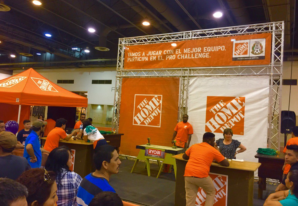 adritoolnation's tweet photo. @RYOBIpowertools taking over t/PRO-Challenge during the @HomeDepot #HispanicFestivalHouston #LetsDoThis #RyobiNATION https://t.co/5JRun0nwbx