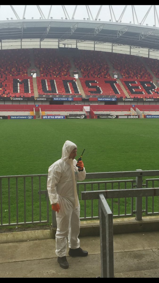 PhilieWolfe's tweet photo. Just your average day in the office. #DefenceForces #TrainingEx #ThomondPark #Munster https://t.co/KzGUNUAdqz